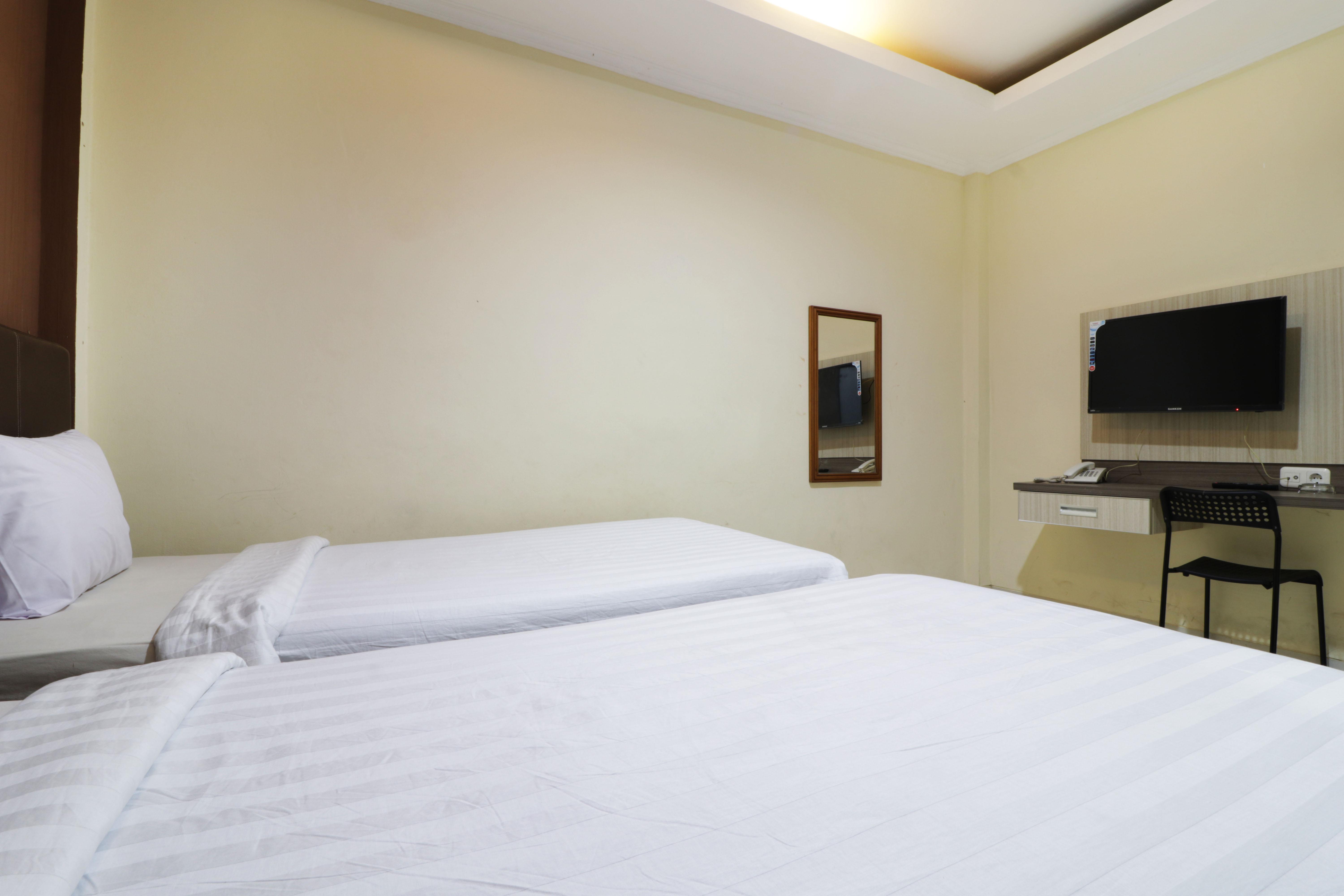 ג'קרטה Hotel Istana Bungur מראה חיצוני תמונה