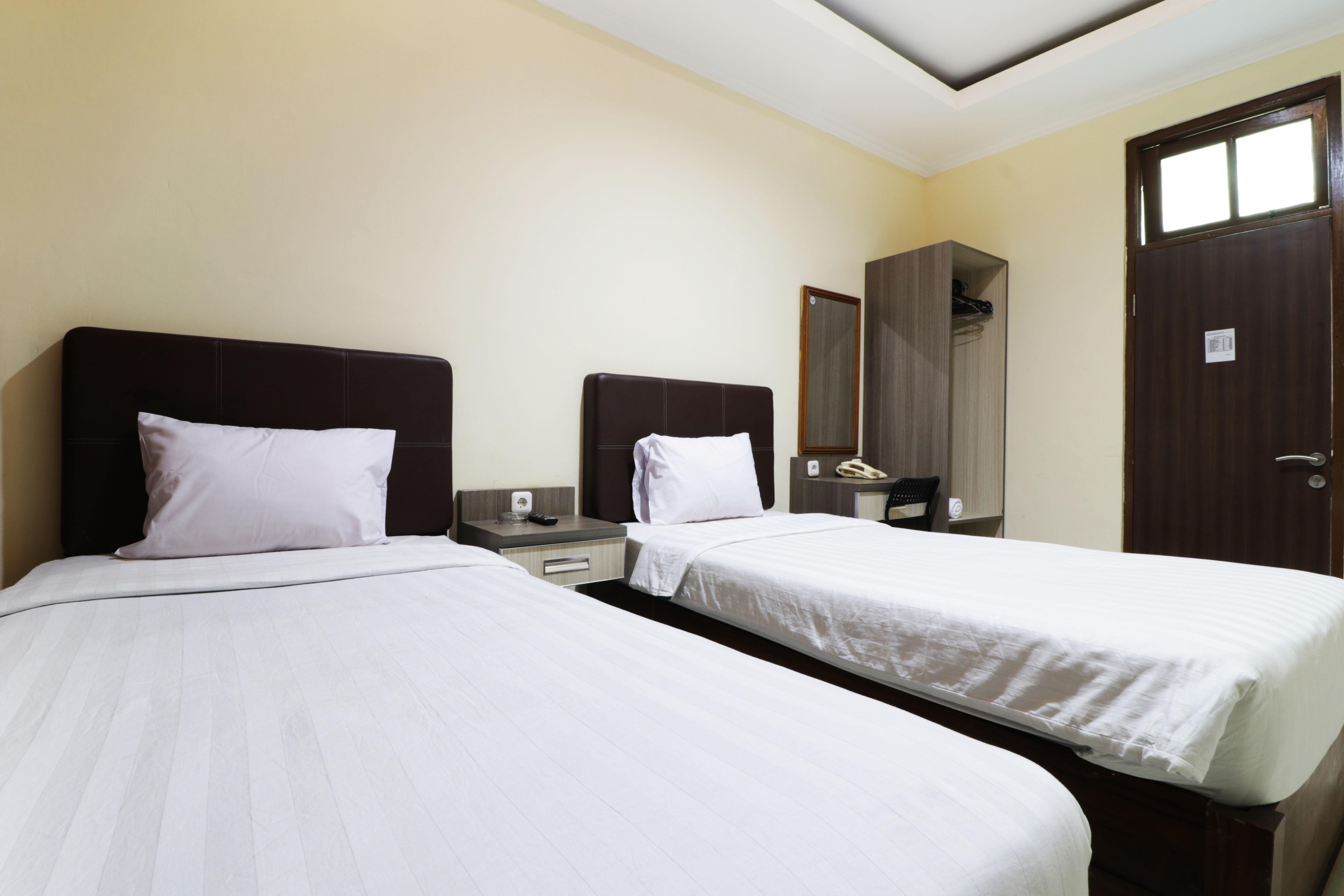 ג'קרטה Hotel Istana Bungur מראה חיצוני תמונה