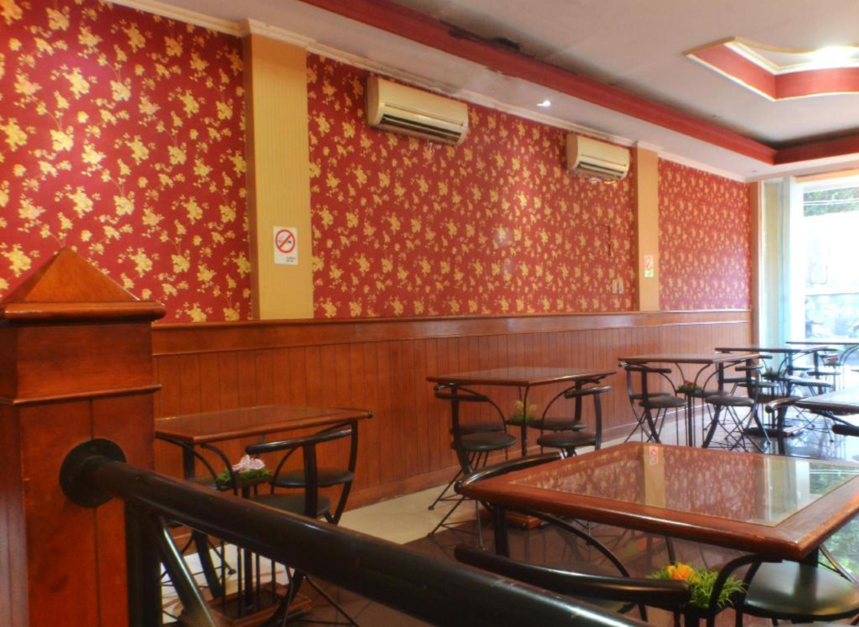 ג'קרטה Hotel Istana Bungur מראה חיצוני תמונה